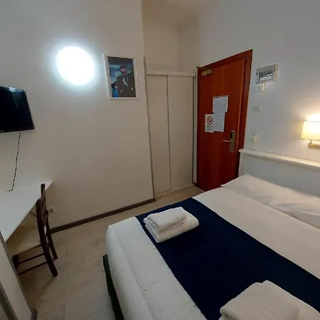 Oscar Mimosa 2* روما