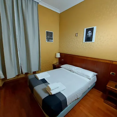 Oscar Mimosa 2* روما