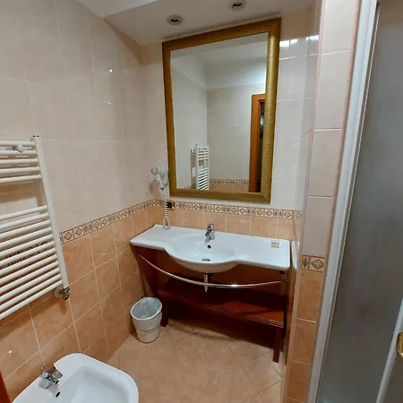 Otel Oscar Mimosa 2*
